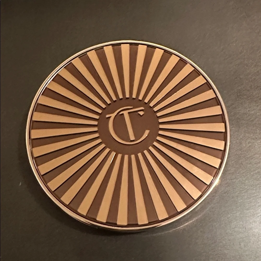 Charlotte Tilbury NIB Sun Kissed Glow Bronzer - Fair / Pale